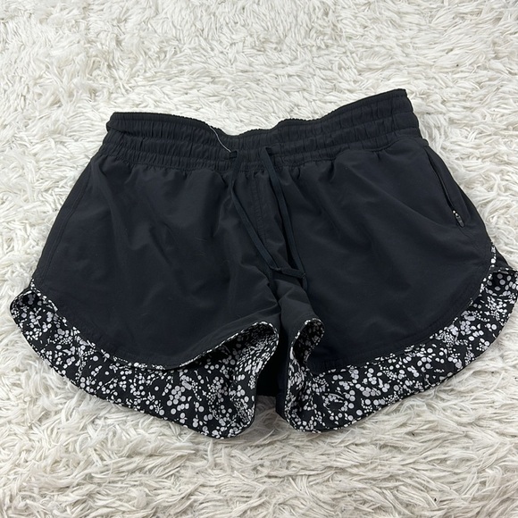 Lululemon Choose A Side Short 3" Black / Chirasu Black - Picture 3 of 5